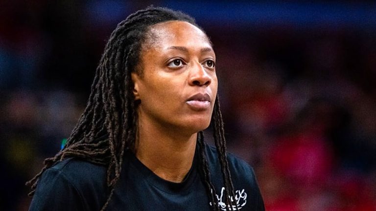 indiana-fever-guard-kelsey-mitchell-0