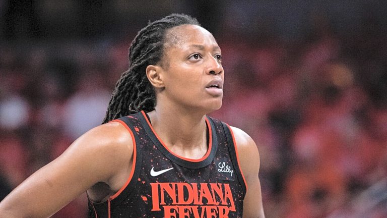indiana-fever-guard-kelsey-mitchell