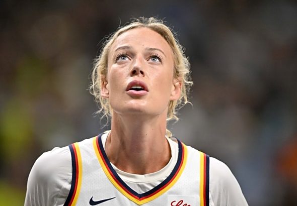 indiana-fever-guard-sophie-cunningham (1)